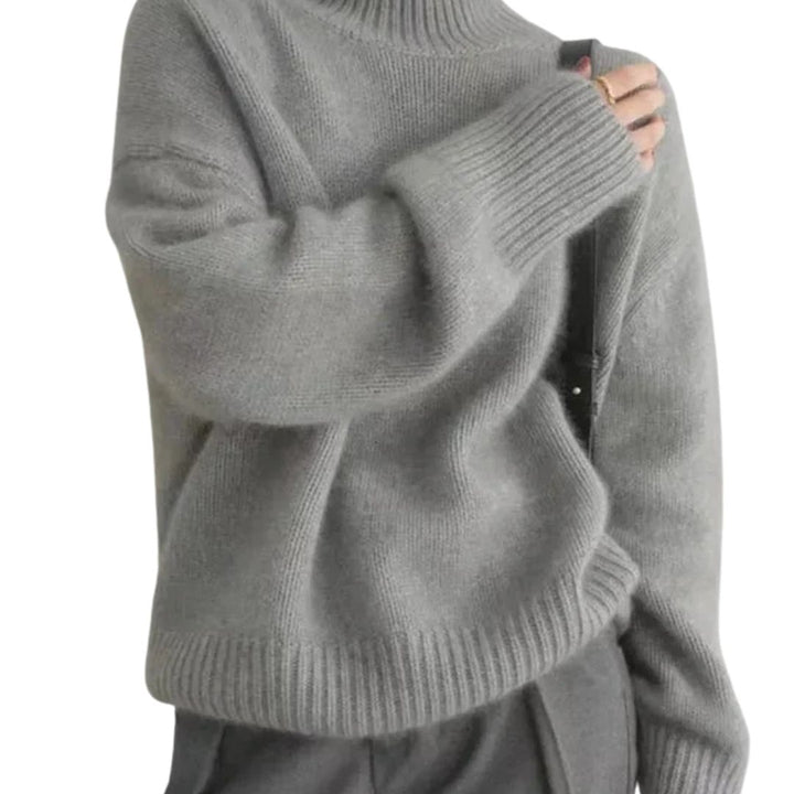 LAURA | ROLL-NECK SWEATER WITH A TIMELESS, REFINED FIT