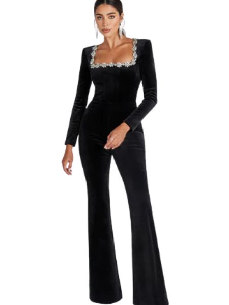 DIANE | SOLID JUMPSUIT WITH NECKLINE DETAIL