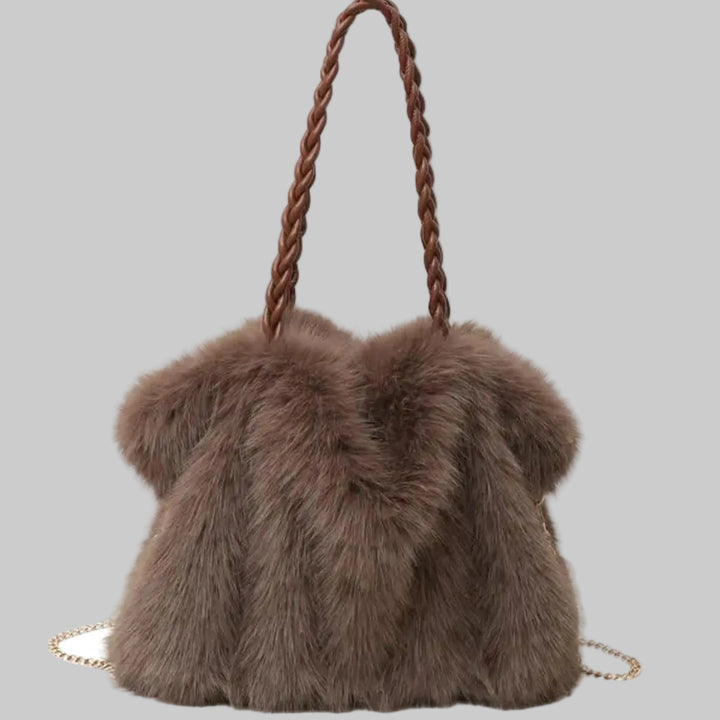 CHARLOTTE | EVERYDAY TOTE THAT LOOKS ELEGANT
