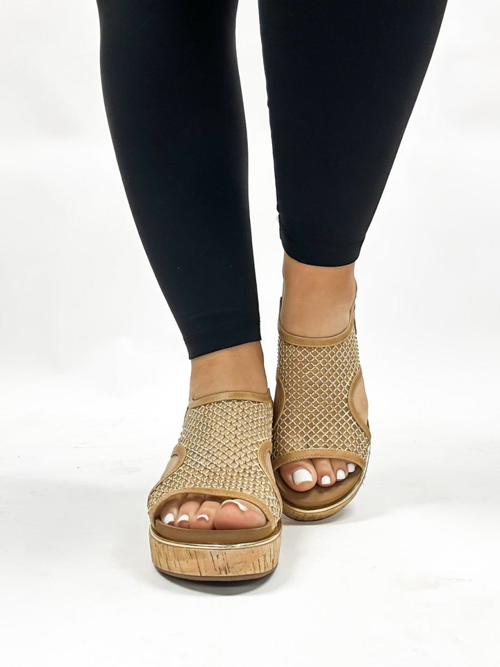 NAOMI | CARAMEL MESH CARLEY SANDALS